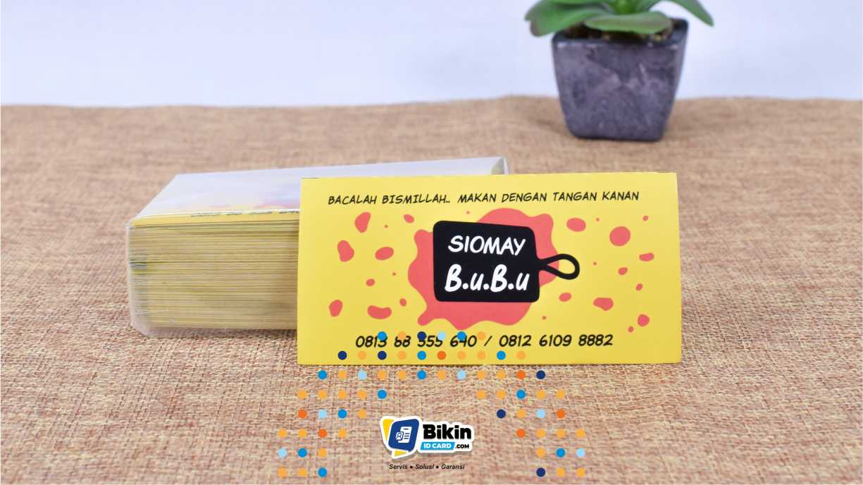 logo stiker makanan contoh